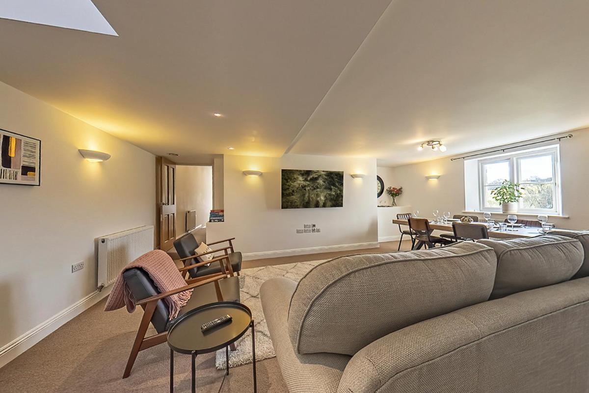 3 Bedroom Barn Conversion With Hot Tub-Garden View - Ty Cerrig Barn コーウェン エクステリア 写真