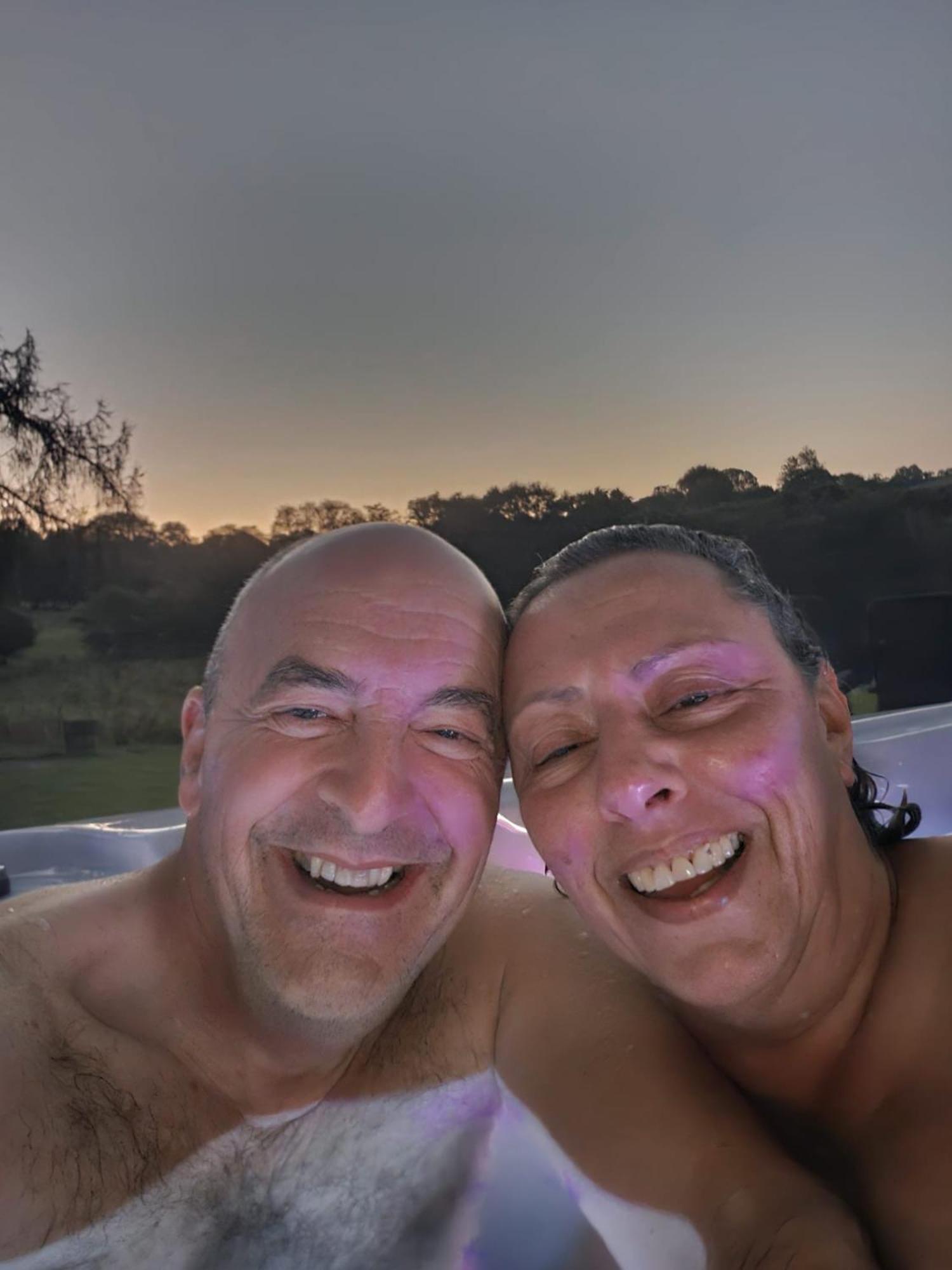 3 Bedroom Barn Conversion With Hot Tub-Garden View - Ty Cerrig Barn コーウェン エクステリア 写真